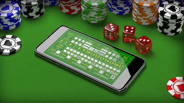 Live streaming platform interface showing multiple game tables